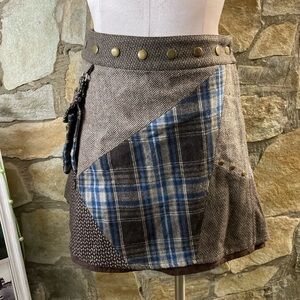 Moshiki Hot Cookie Reversible Wrap Skirt w/ Detachable Pocket